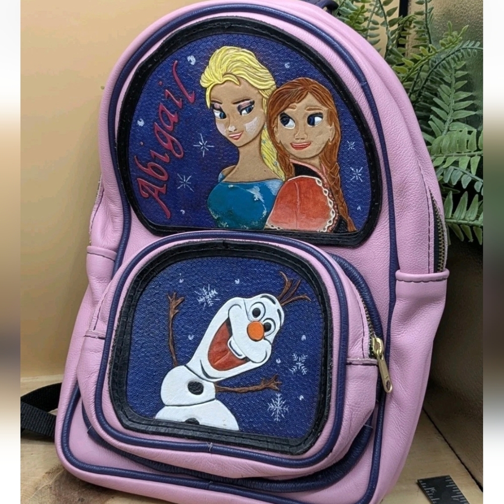 Disney "Abigail" Embossed Thick Leather Outer And Inner Lined Zip Around